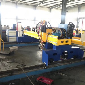 龍門(mén)式焊接機(jī)器人自動(dòng)化焊接