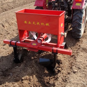 起壟犁 新款四輪拖拉機(jī)配套多功能開溝施肥起壟機(jī)蔬菜薯類種植開溝起壟犁
