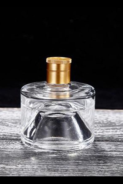 白酒包裝小酒瓶供應(yīng) 信德包裝銷售生產(chǎn)